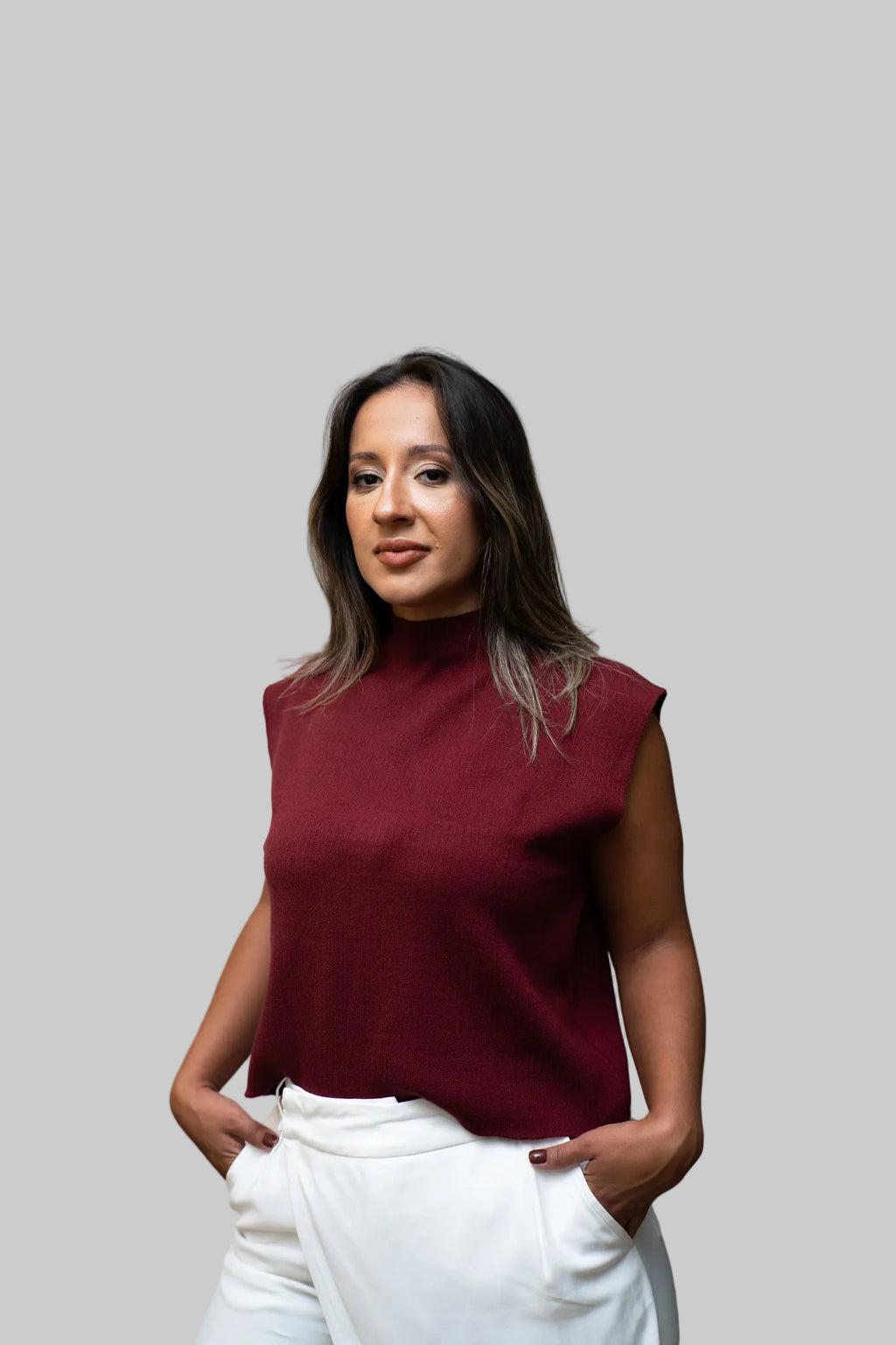 Blusa Gola Alta em Tricot Vinho
